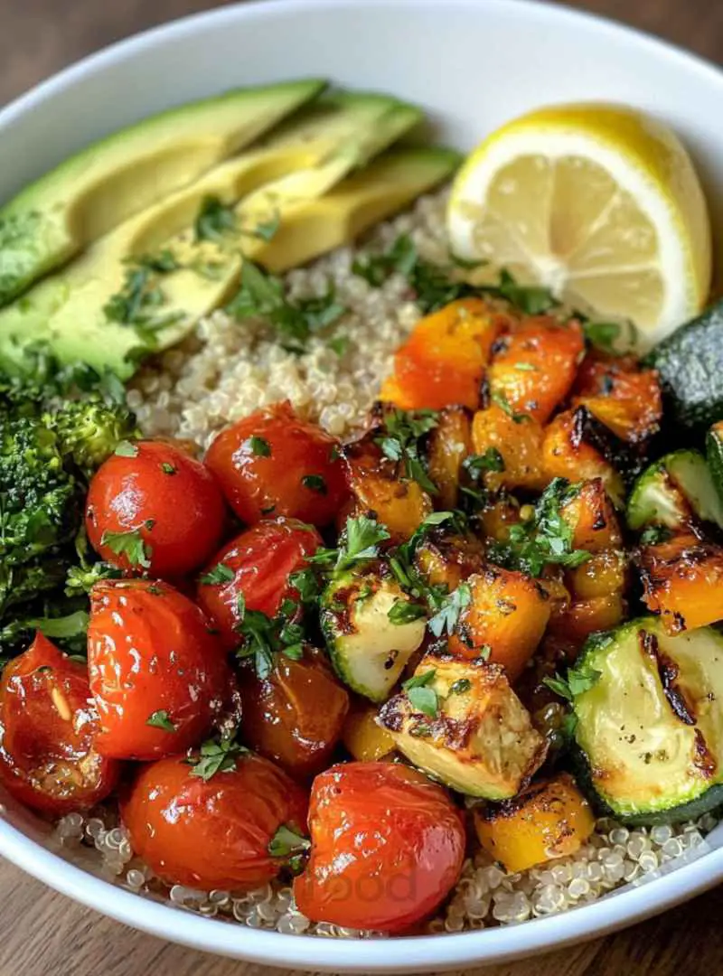  QUINOA BOWL WITH ROASTED VEGETABLES 