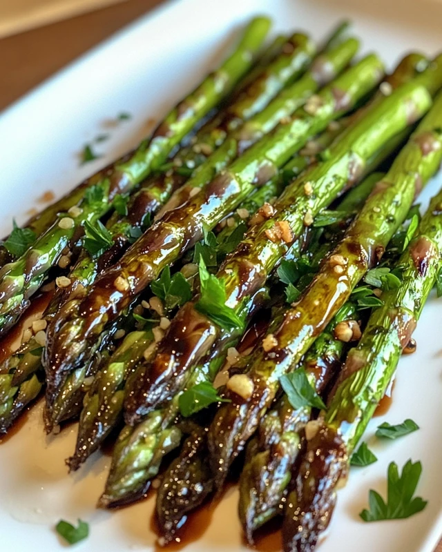 Easy Asparagus with Balsamic Glaze