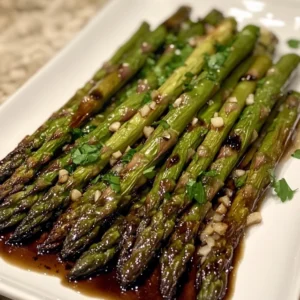 Easy Asparagus with Balsamic Glaze