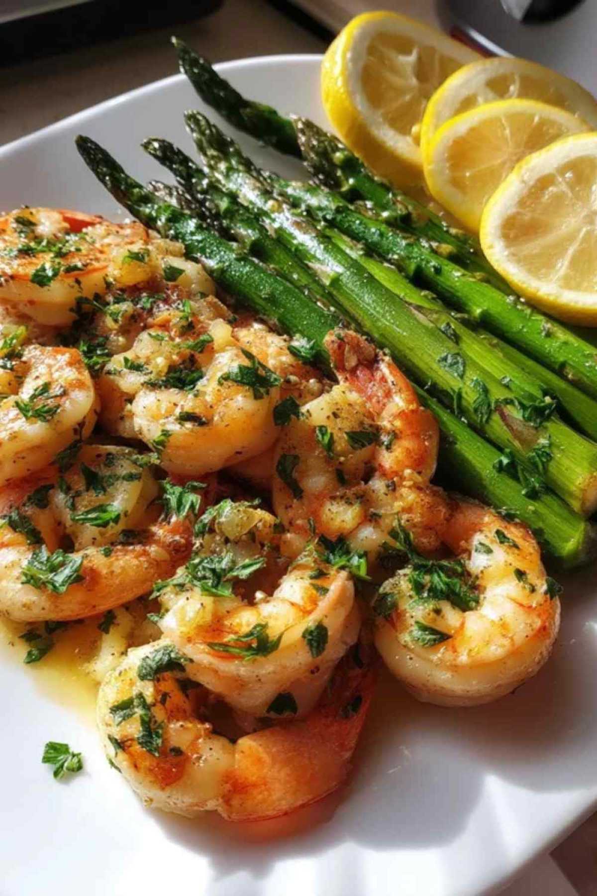 Lemon Garlic Shrimp and Asparagus