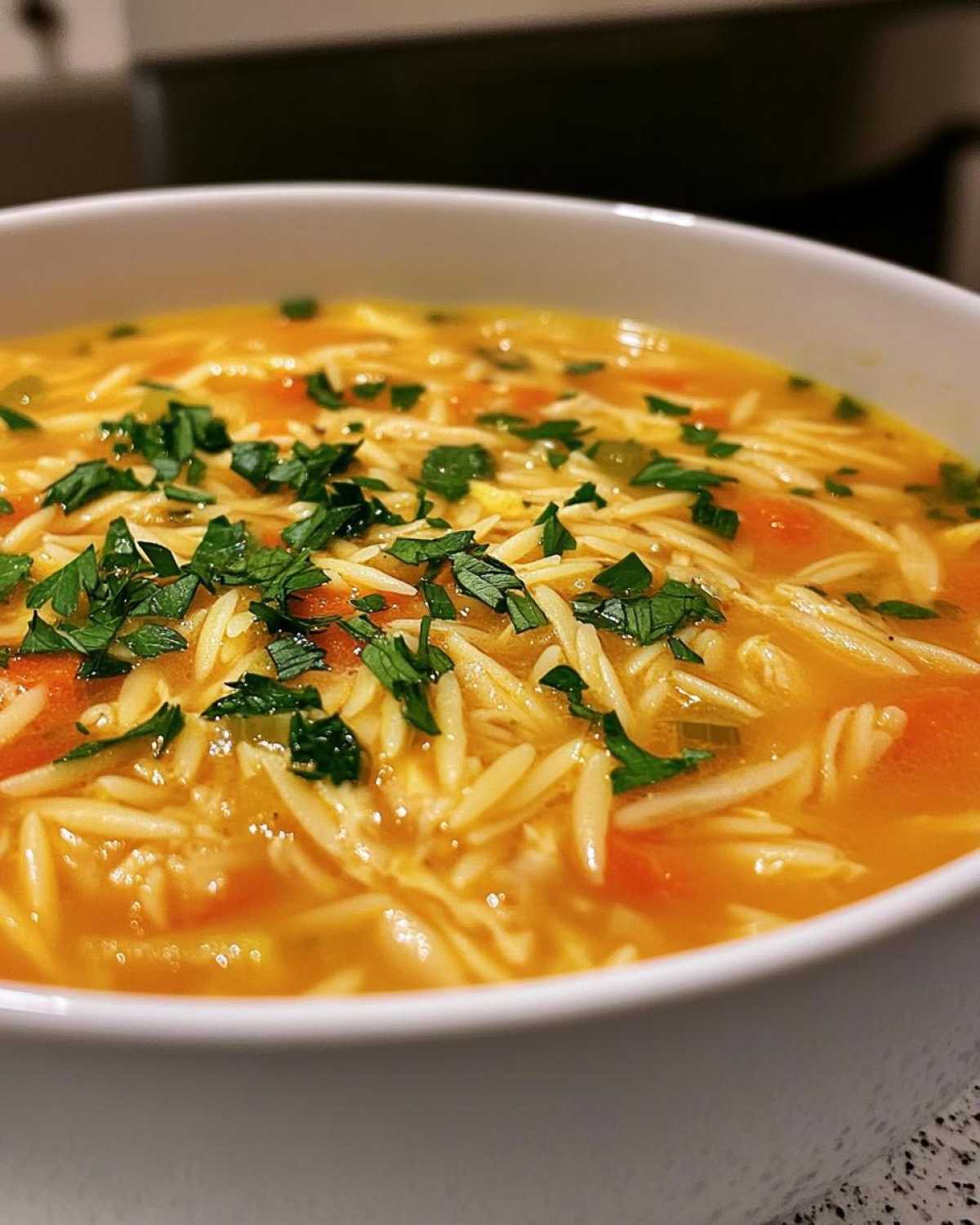 Greek Lemon Chicken Soup (Avgolemono) - detail 2