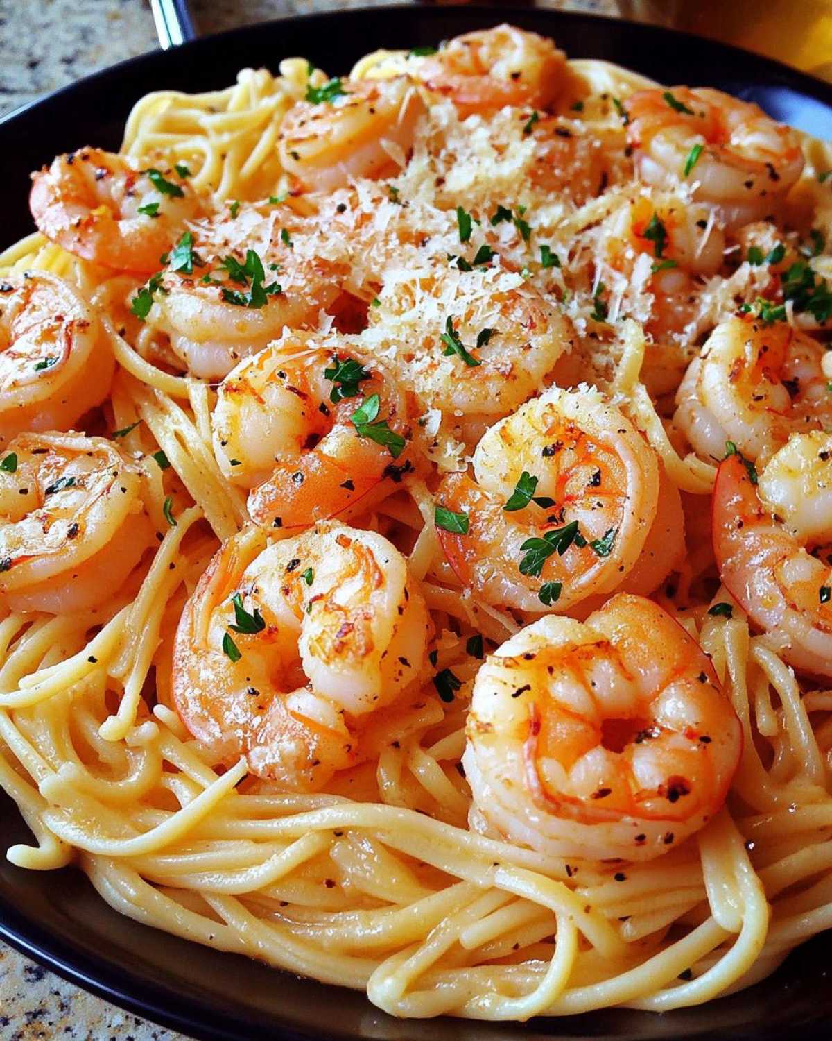 Shrimp Scampi Over Pasta - detail 2