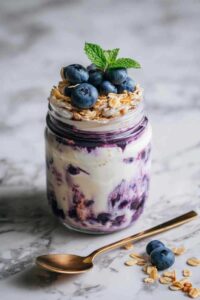 blueberry cheesecake overnight oats