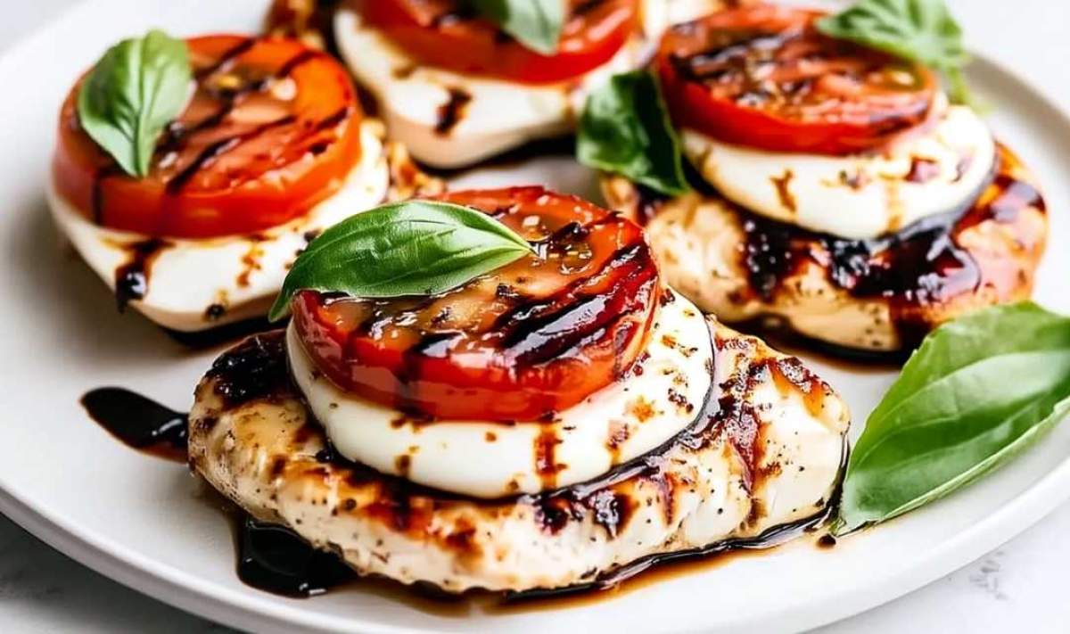 Caprese Chicken Recipe in 30 Minutes