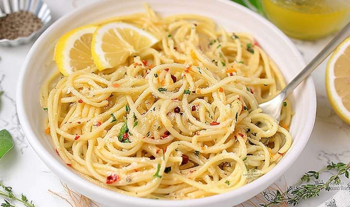 Lemon Garlic Butter Pasta in 20 Minutes