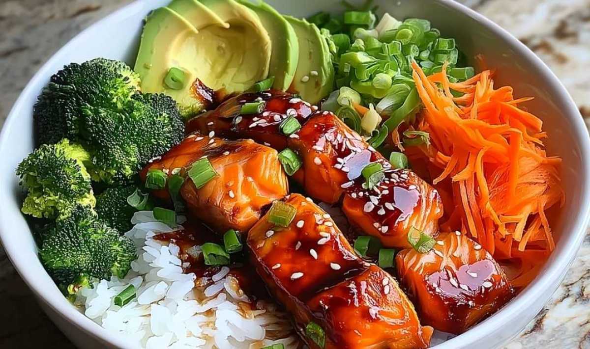 Quick Teriyaki Salmon Bowls in 25 Minutes