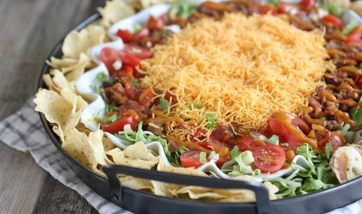 BLT Dip – Creamy, Crispy, Crowd Favorite