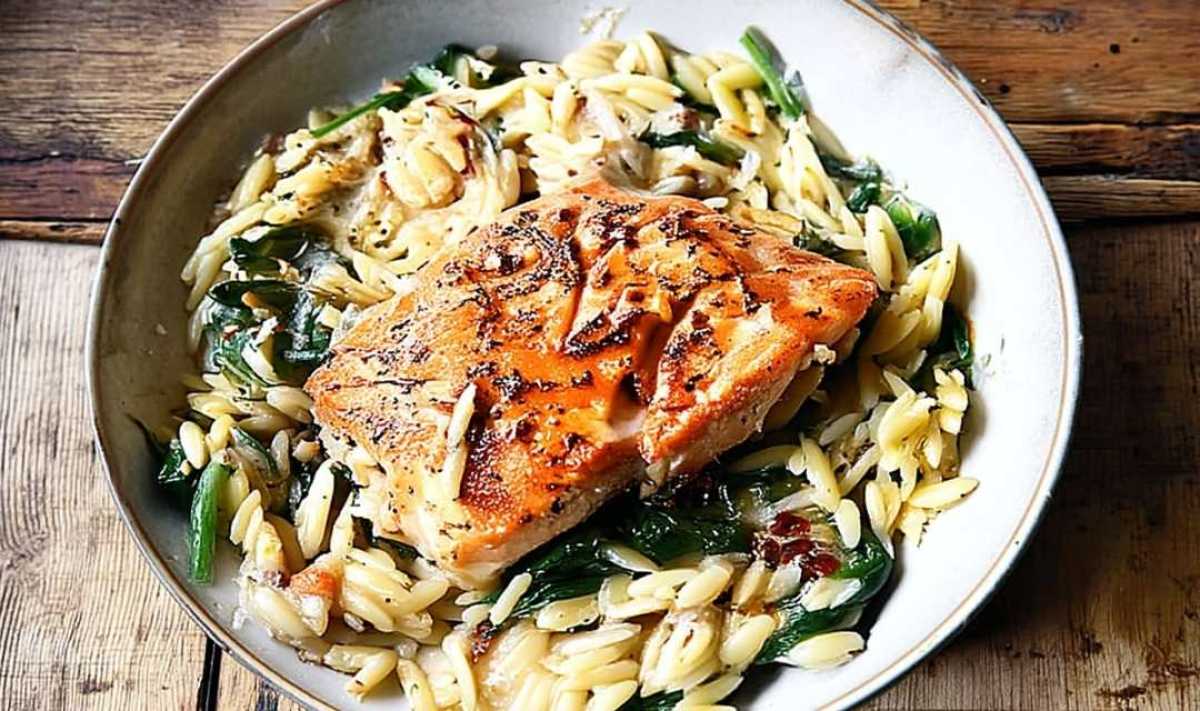 One Skillet Salmon with Lemon Orzo – 30 Min