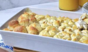 Biscuits and Gravy Casserole (4)