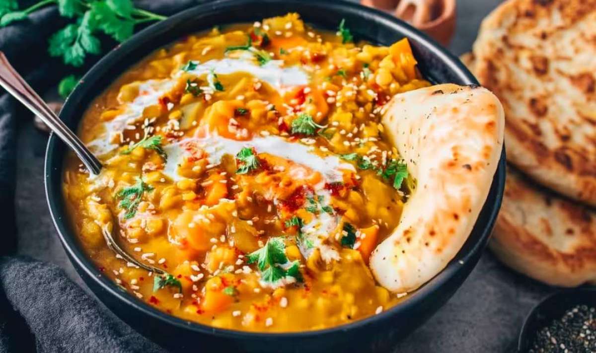 Golden Lentil Soup – Creamy & Vegan