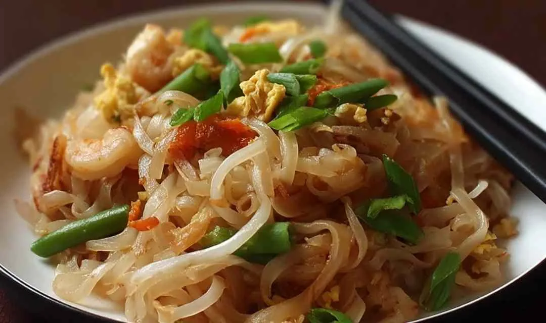 Fried Rice Noodles Recipe: Easy 30-Minute High-Protein Dinner