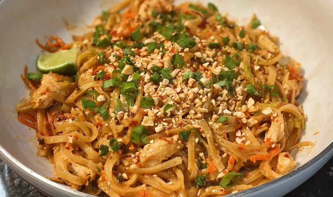 Healthy Chicken Pad Thai – High Protein & Ready in 20 Minutes