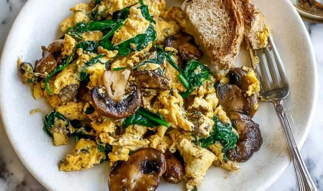 Mushroom Spinach Scrambled Eggs