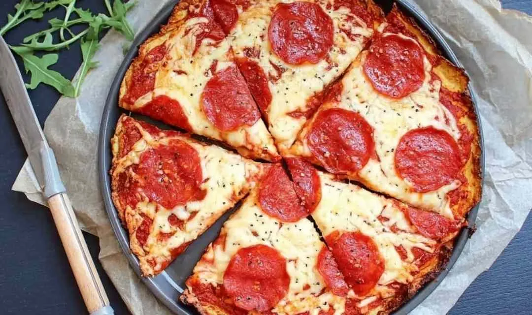 Viral Cottage Cheese Flatbread Pizza