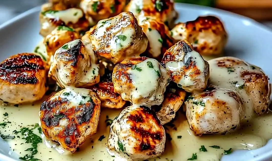 Tender Grilled Chicken Bites with Creamy Garlic Sauce