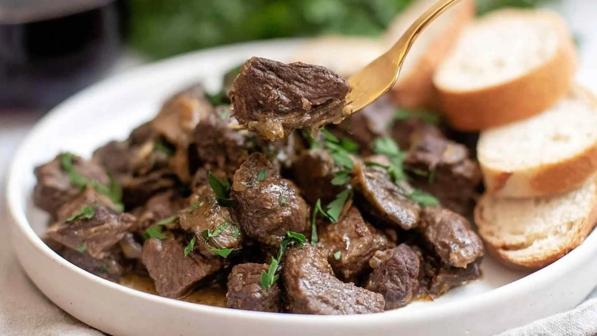 Crock pot steak bites