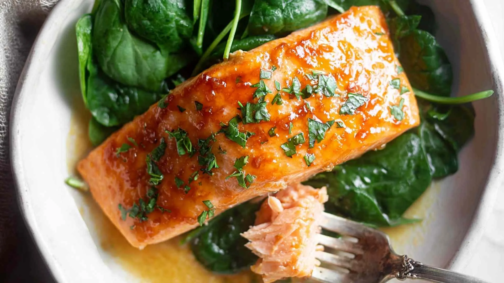 Honey garlic salmon baked in foil